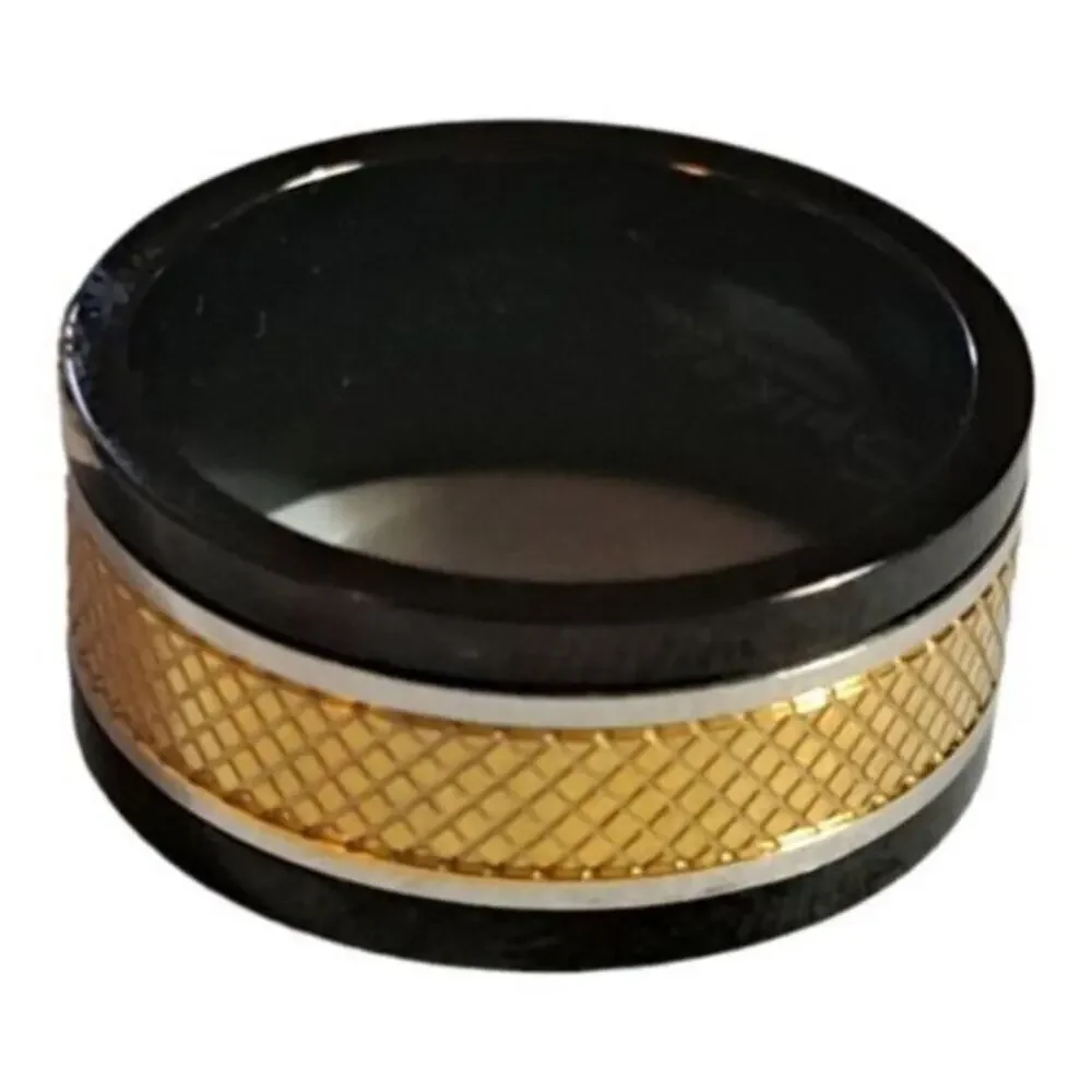 New 3 toned stainless steel ring size 9‎